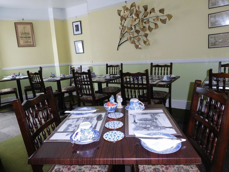 Hostal Somerton Guest House