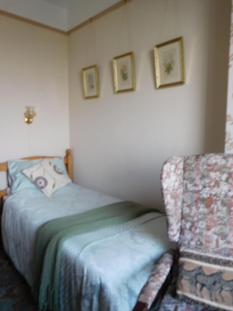 Hostal Somerton Guest House