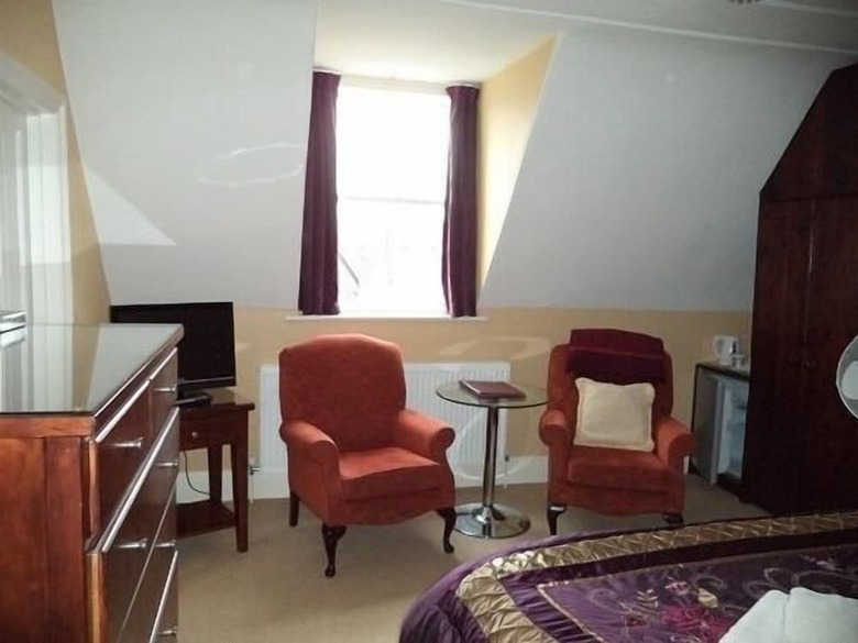 Hostal Britten House