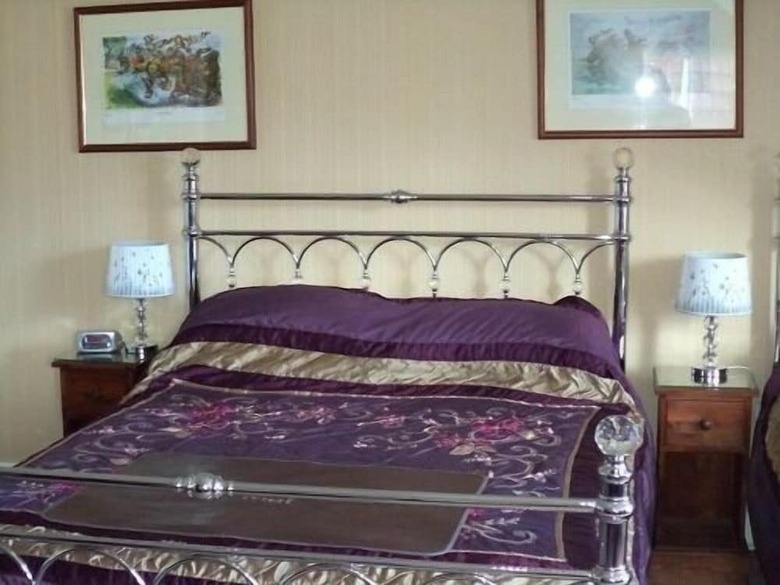Hostal Britten House