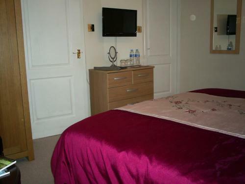 Bed & Breakfast Helstone House