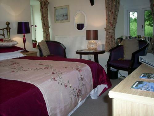 Bed & Breakfast Helstone House