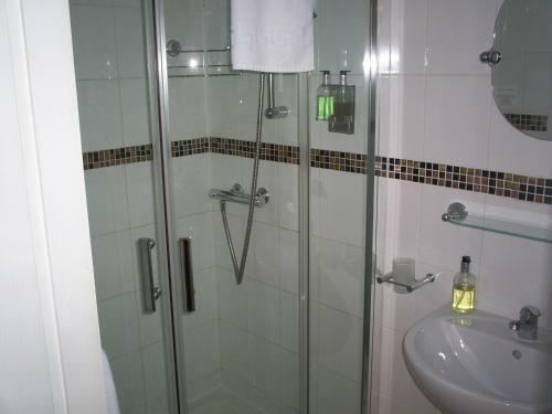 Bed & Breakfast Helstone House