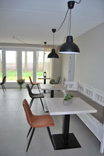 Bed & Breakfast Hoeve De Heemser Parel