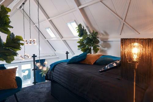 Luxury Waterfront Loft