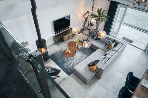 Luxury Waterfront Loft