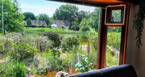 Knus Chalet Aan Zwemvijver En Bos