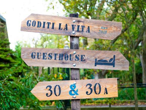 Goditi La Vita