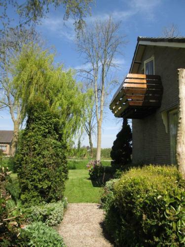 B&B Elbahof, Goed En Goedkoop!