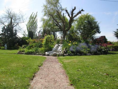 B&B Elbahof, Goed En Goedkoop!
