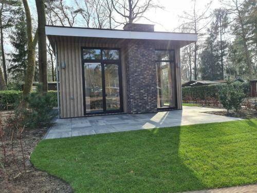 Eco Holiday Home With Platform On A Beautiful Pond