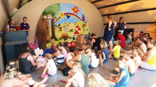 Chalet Forel Op De Veluwe In Hoenderloo