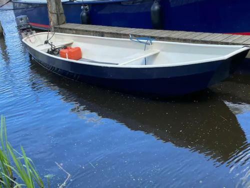 Boat Stoer - Niet Om Mee Te Varen - Lees Hostprofiel-read Host Profile