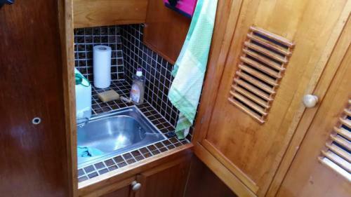 Boat Stoer - Niet Om Mee Te Varen - Lees Hostprofiel-read Host Profile