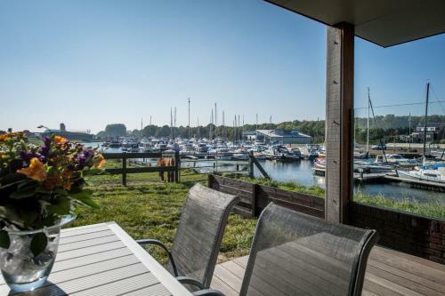 Ferienhaus Douwe Haven 10