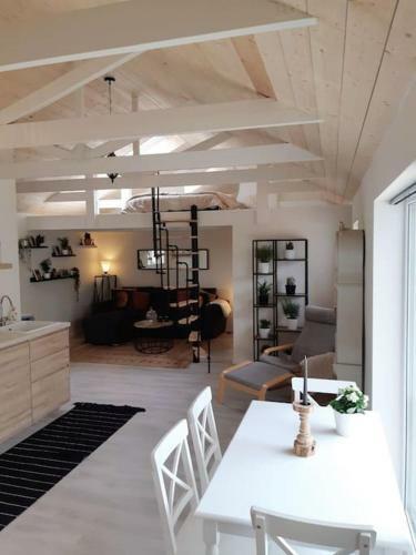 Tiny House Tree Of Life