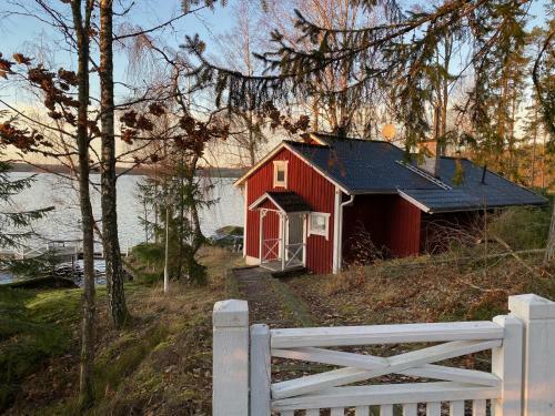 Villa "talludden" By The Lake �rydssj�n,