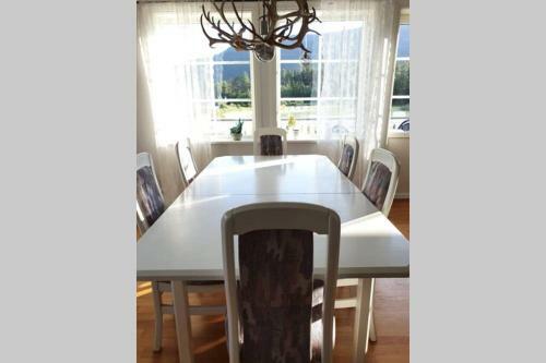Stugan P� Str�nda - Strax Utanf�r Fun�sdalen