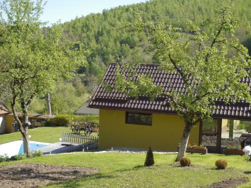 Hostal Oma's Hutte
