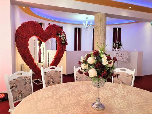 Hostal Ari Events