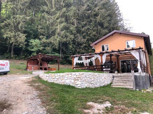 Hostal Pensiunea Aventurin