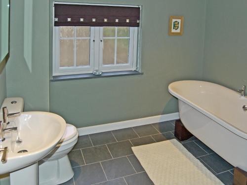 Home Park Farm Cottages A