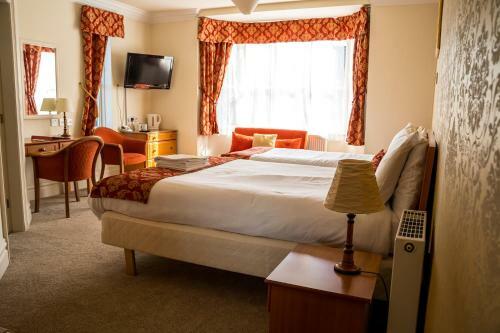 Hotel Farnley Tower