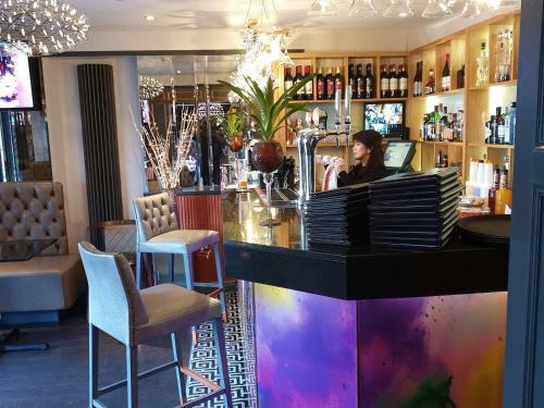 Hotel Farnley Tower