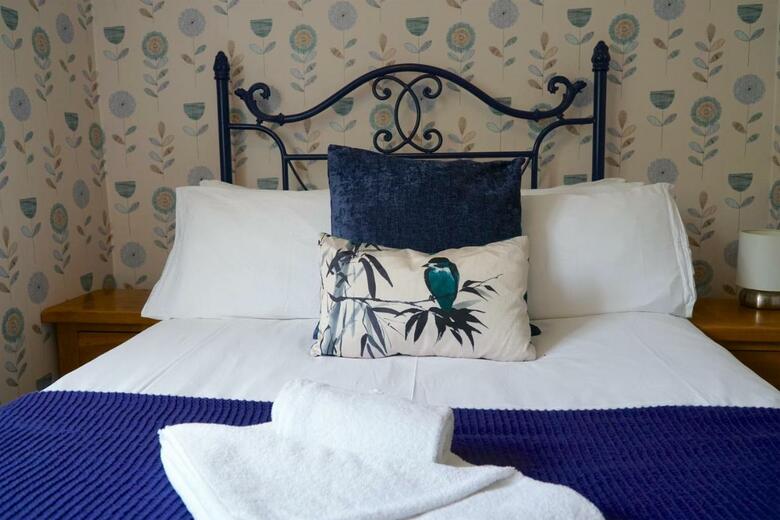 Hostal Castle House Guest House
