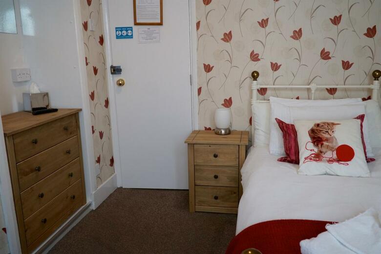 Hostal Castle House Guest House