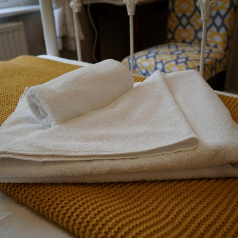 Hostal Castle House Guest House