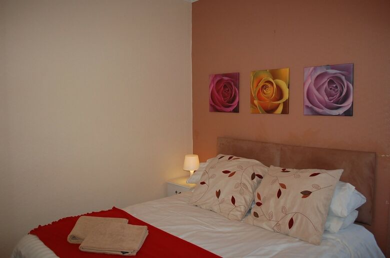 Bed & Breakfast Crystal House Hotel