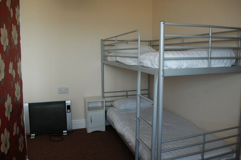 Bed & Breakfast Crystal House Hotel