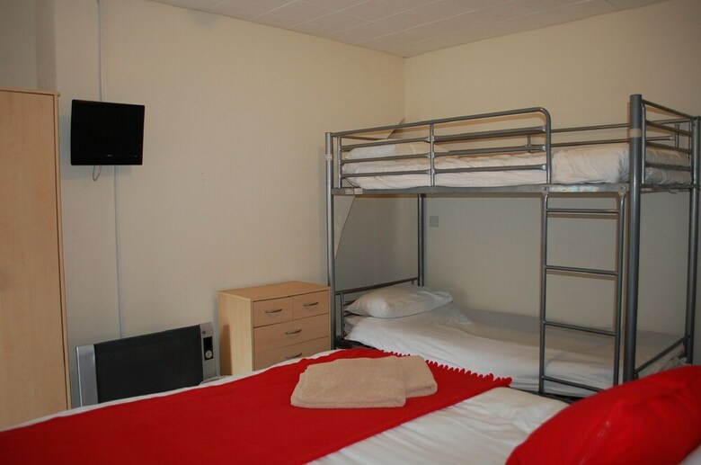 Bed & Breakfast Crystal House Hotel