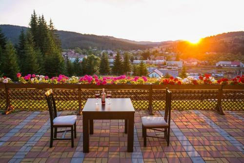 Hostal Cabana Free Land
