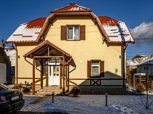 Bed & Breakfast Residence Rooms Bucovina