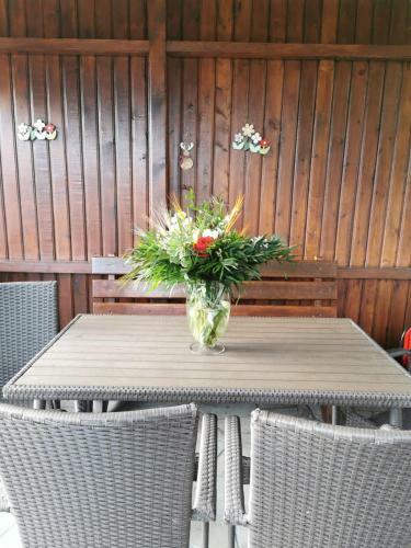Apartament Flutura? De St�nc? Comarnic