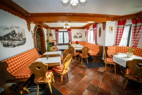 Hotel Col? De Austria