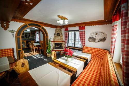 Hotel Col? De Austria