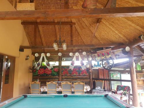 Hostal Popasul Din Cornesti