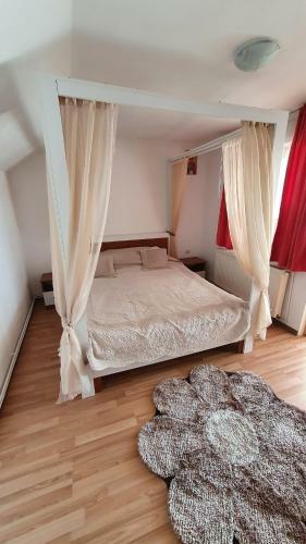 Hostal Casa Cu Picturi