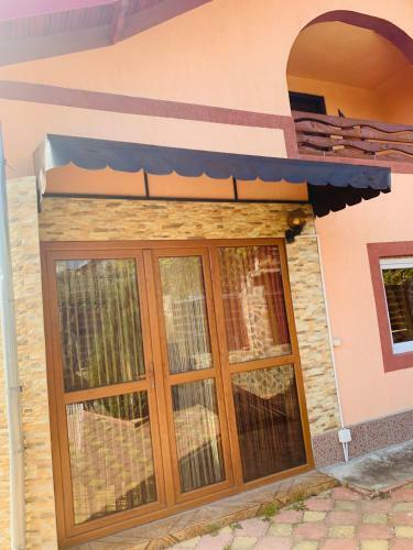 Hostal Pensiunea Col? de Rai
