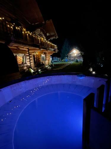 Villa The Mountain's Sea Chalet