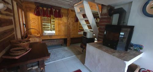 Traditional Casa Pescarului Langa Lac Cu Ponton