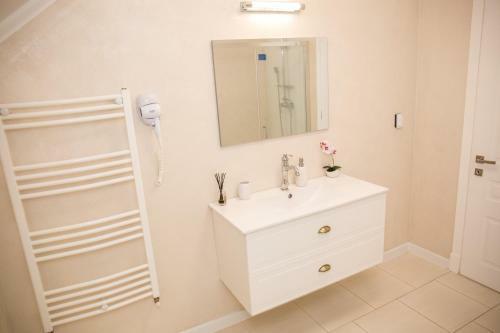 Hostal Seara Pe Deal - Pensiune Agroturistica