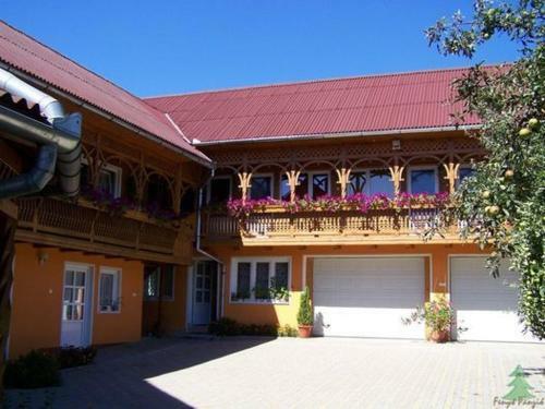 Hostal Pensiunea Feny?