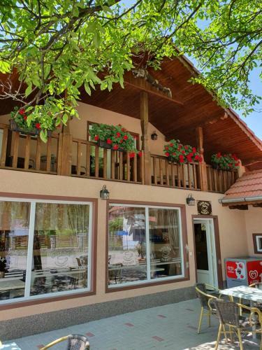 Hostal Cabana Sarmis Costesti