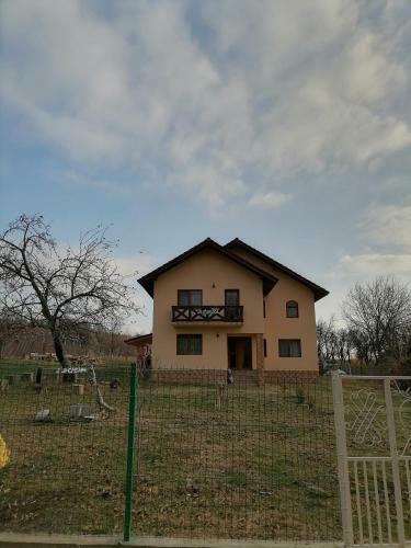 Villa Pensiunea Aryana