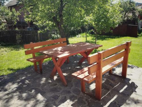 Hostal Pensiunea Apolka Panzi�