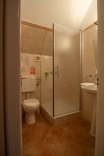 Hostal Casa Din Parc